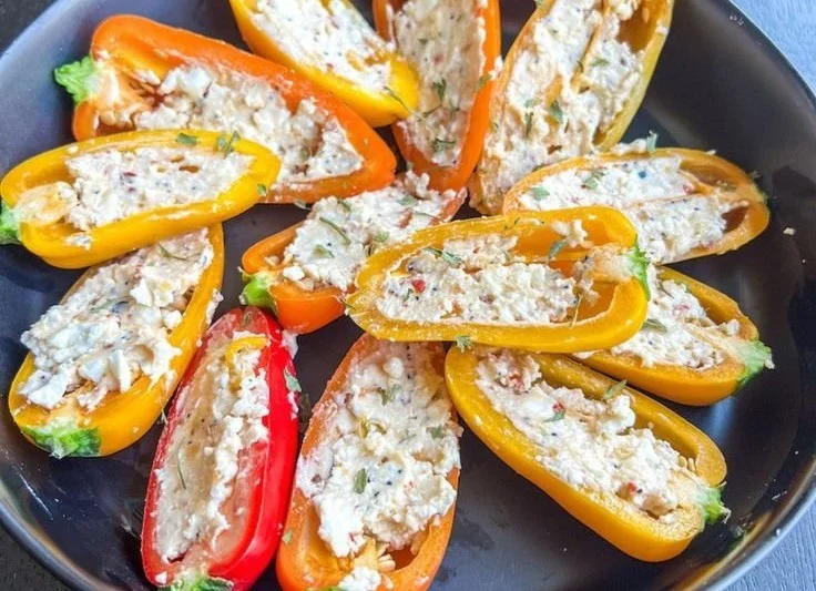 Easy cheese stuffed peppers with everything bagel seasoning