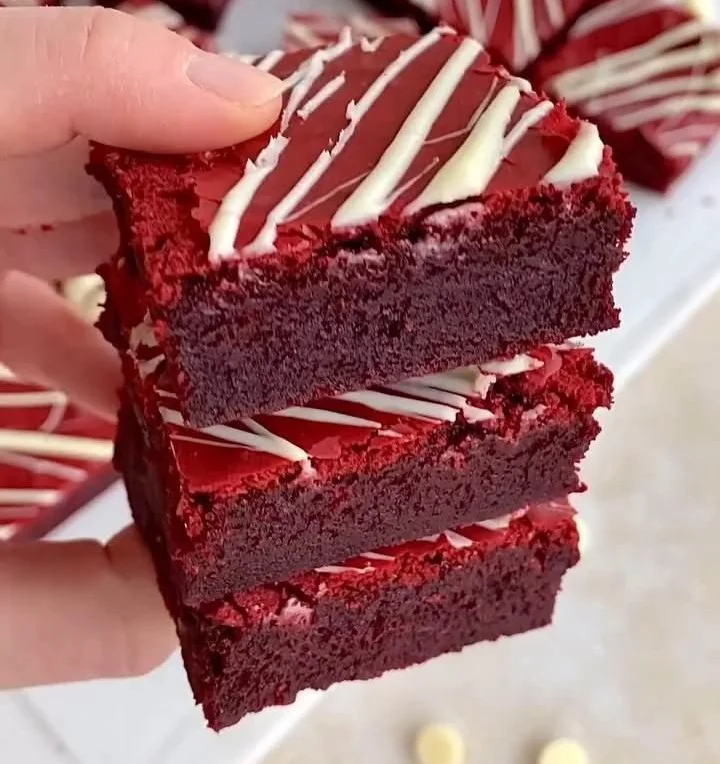 Delicious easy red velvet brownies served on a plate.