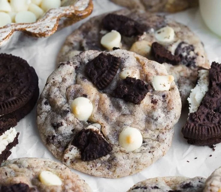 Delicious creamy cookies and cream cookies on a plate