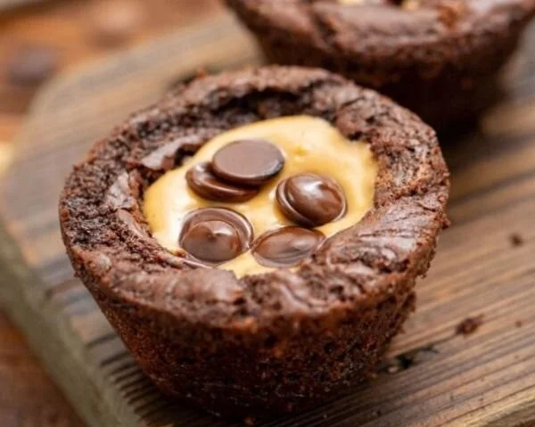 Delicious chewy fudge brownie bites, rich in flavor and perfect for dessert.