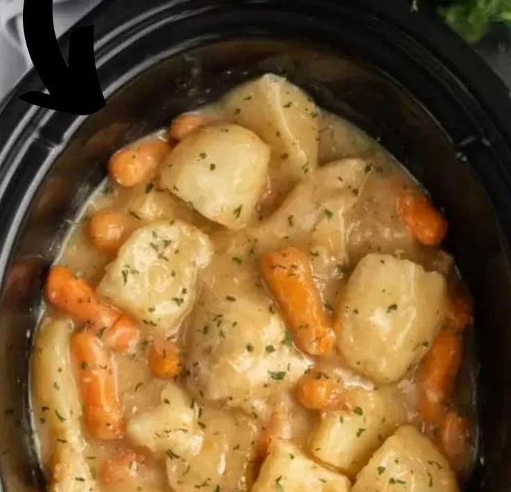 Crock Pot creamy ranch chicken served with vegetables and herbs